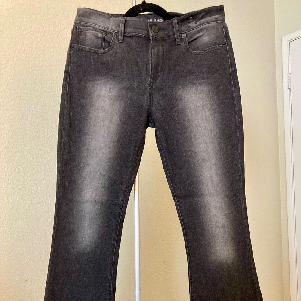 Express (NWOT) New Mid Rise Flare Jeans Size 8